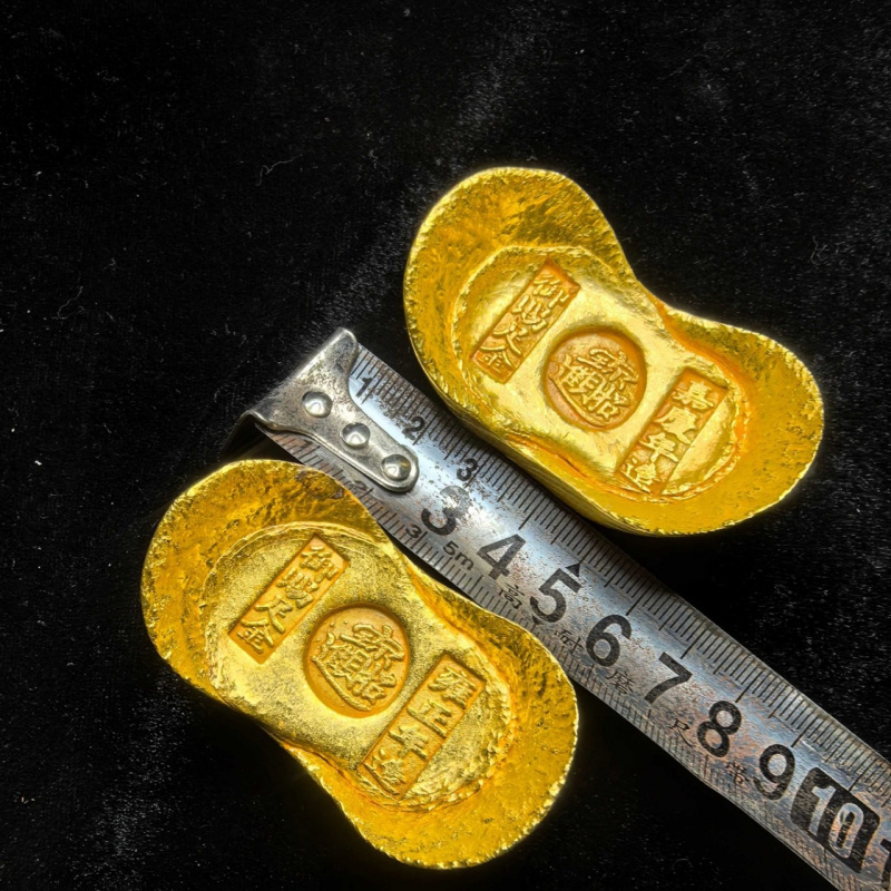 インゴットのコレクション：金メッキ銅製品、硬貨、小さな金塊、 - Vintage Collectible Coins のレビューと価格