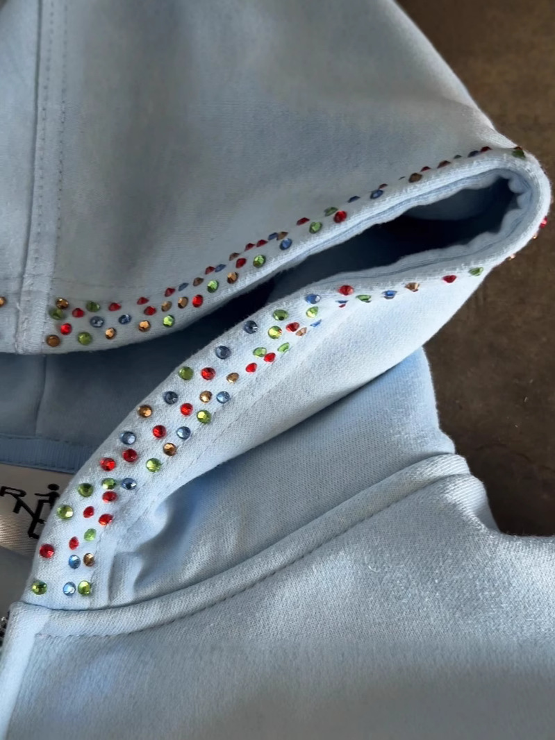 秋のヴィンテージ風新作、ホットなレンガ文字プリントのカーディ - Vintage Zip Hoodie のレビューと価格