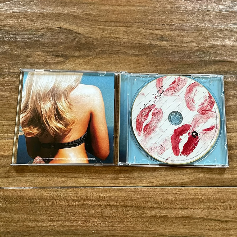 CD「Short N' Sweet」 - ポップ、カントリー - Vintage Collectibles & More Llc Photos のレビューと価格