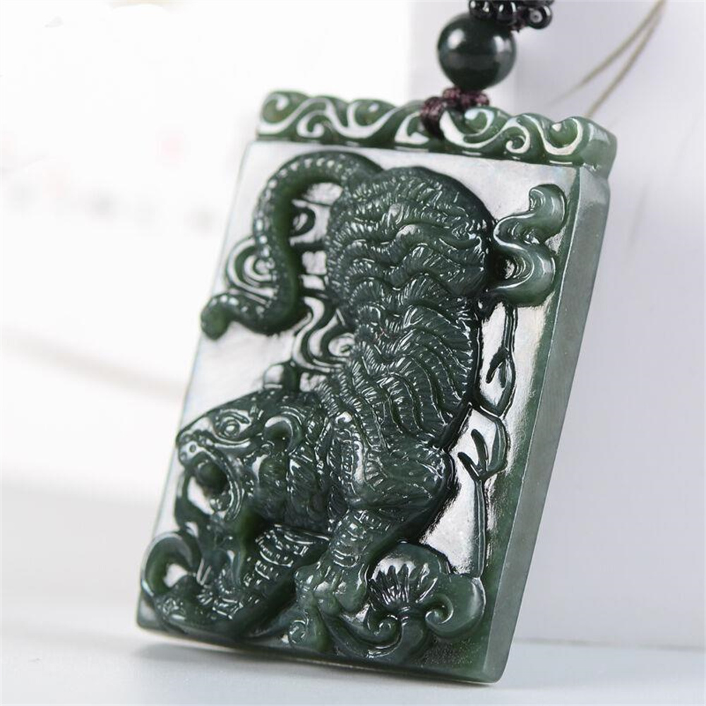 ナチュラルダークグリーン HeTian 翡翠彫刻中国の干支虎 - Vintage Collectible Toys のレビューと価格