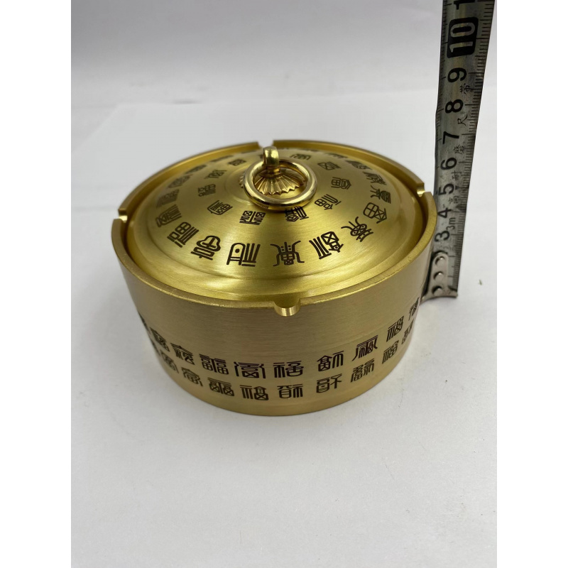 古代ブロンズコレクション ヴィンテージオーナメント 真鍮製  - Vintage Collectible Ashtrays のレビューと価格